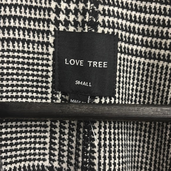 LOVE TREE BNWOT Plaid Jacket - Picture 2 of 9